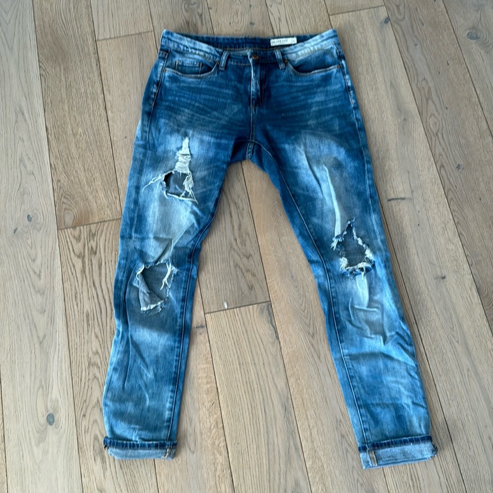 Blanc NYC distressed denim jeans